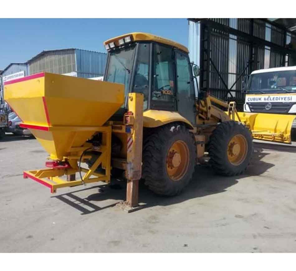 Tuz Serici İş Makinası